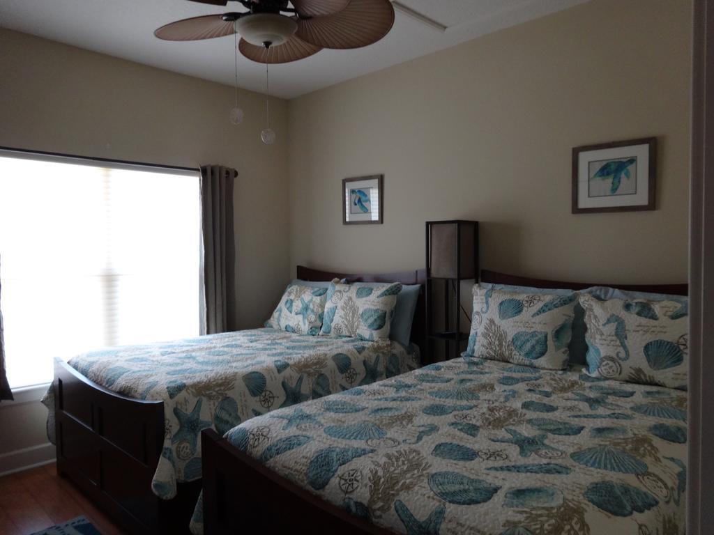 Queens Gate Resort Bradenton Beach Bagian luar foto